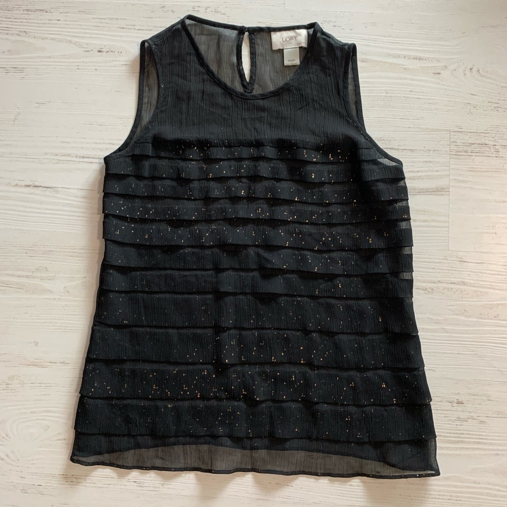 💃🏼BOGO Black flapper top with gold flakes